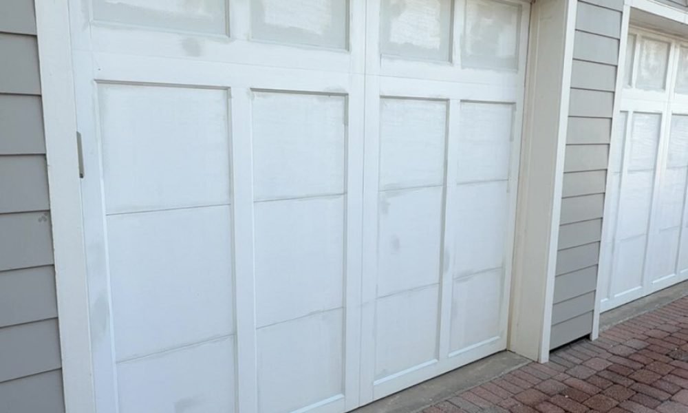 •Rusted Garage Doors (Metal)•2