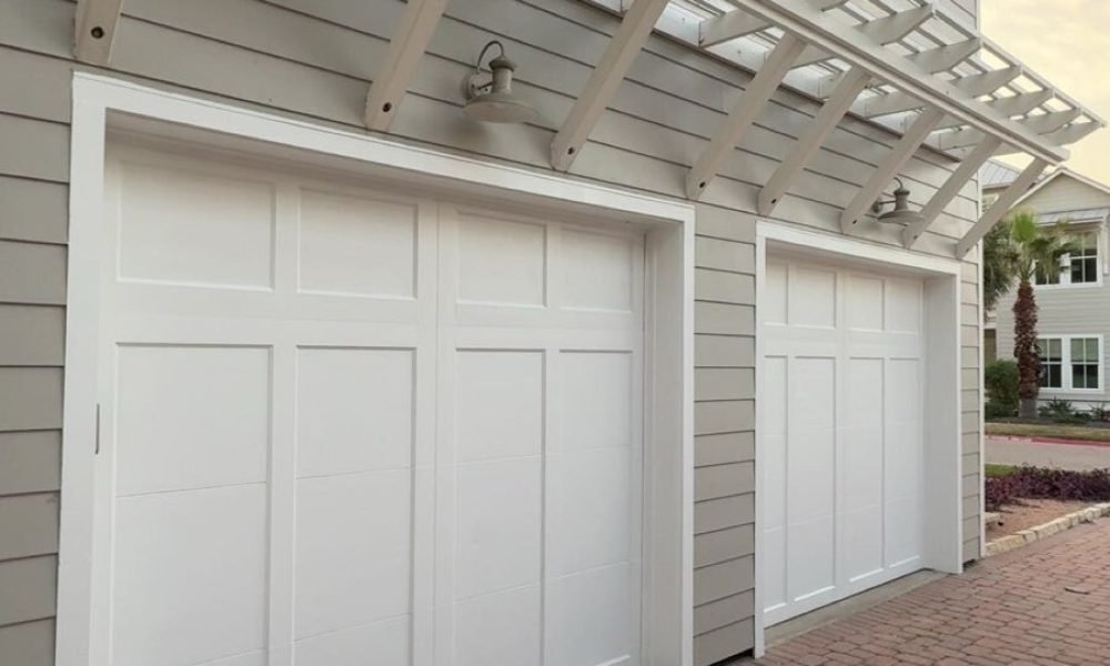 •Rusted Garage Doors (Metal)•3