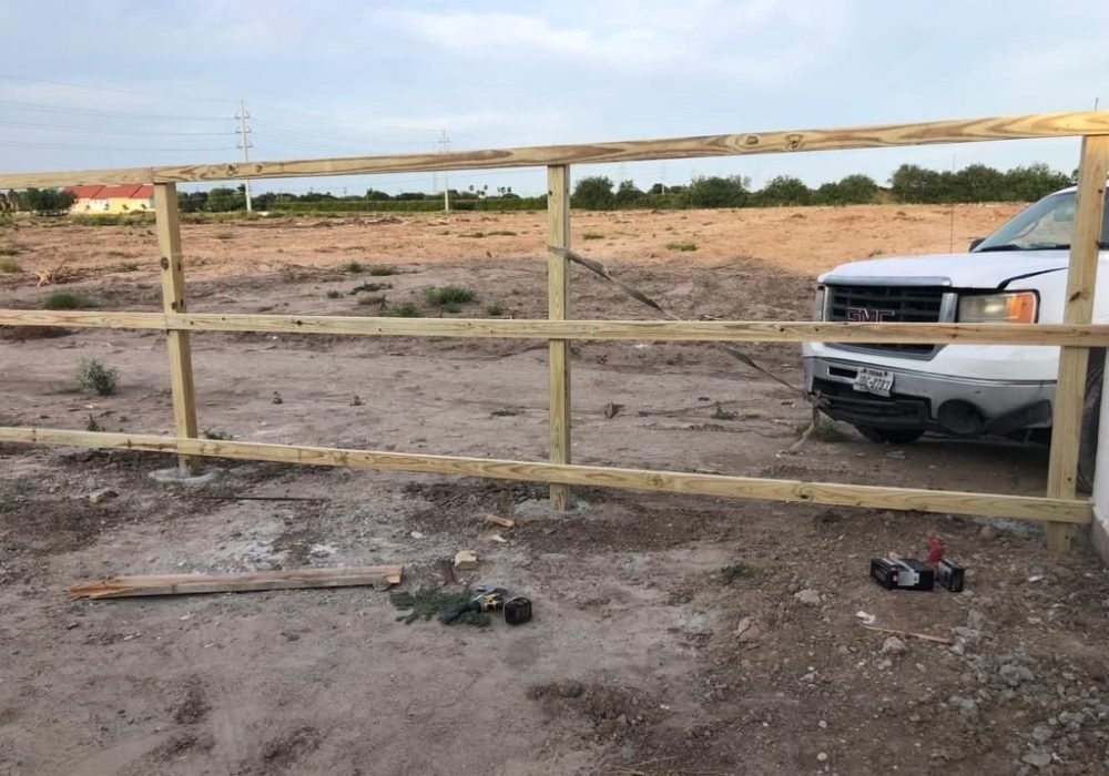•Wood-Fencing-Work•1.jpeg